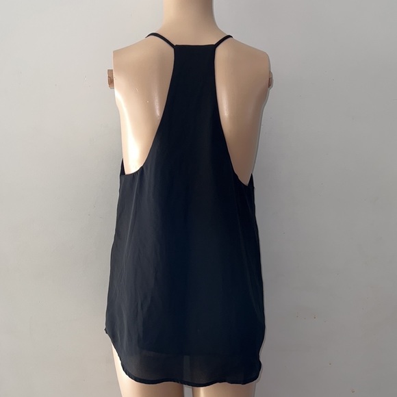 Women scrappy tank top size medium - Picture 3 of 3